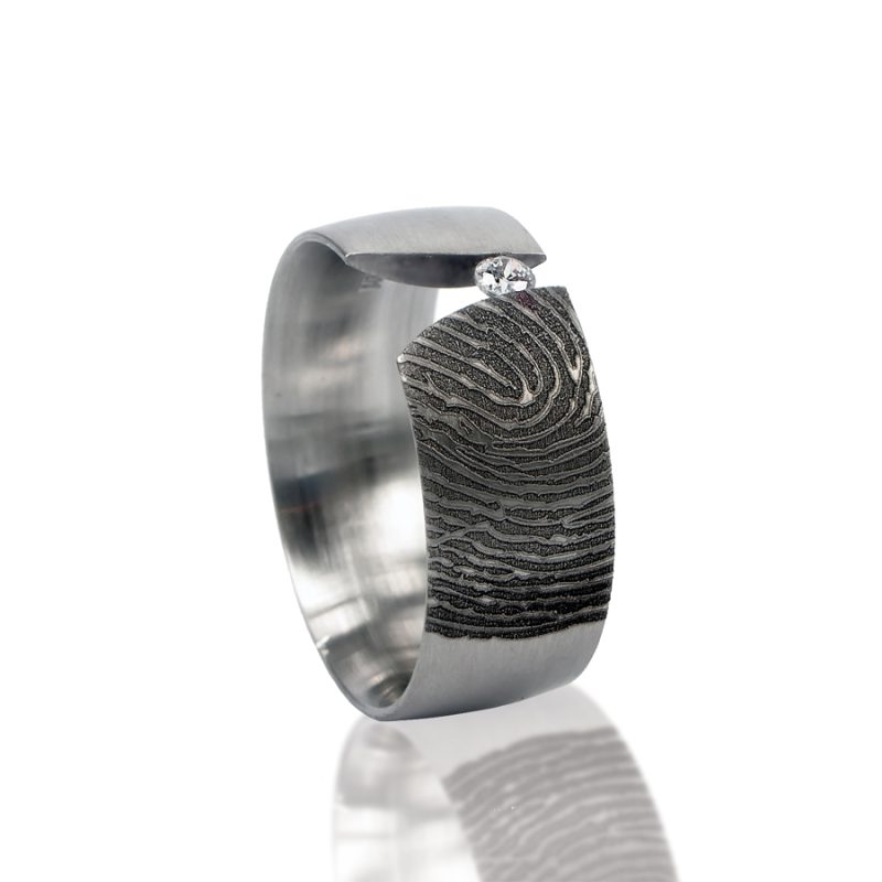 Vingerafdruk Ring van Titanium met Zirkonia 0116-00T